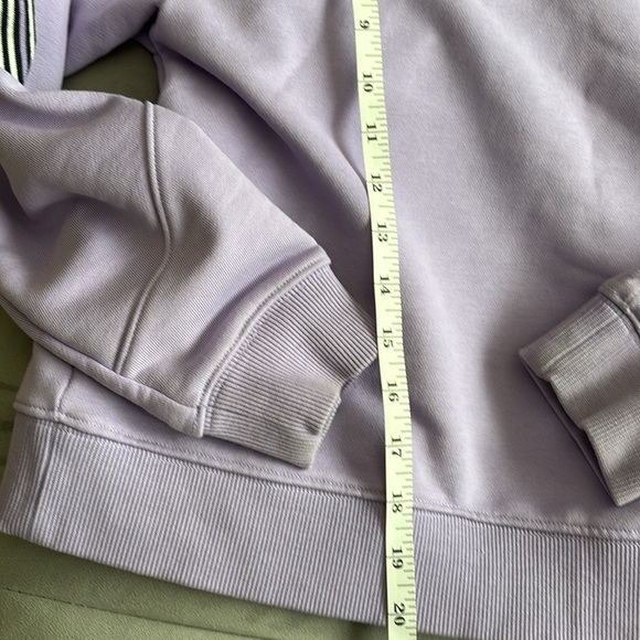 Peloton Lavender Crewneck Sweater size small - Picture 4 of 7